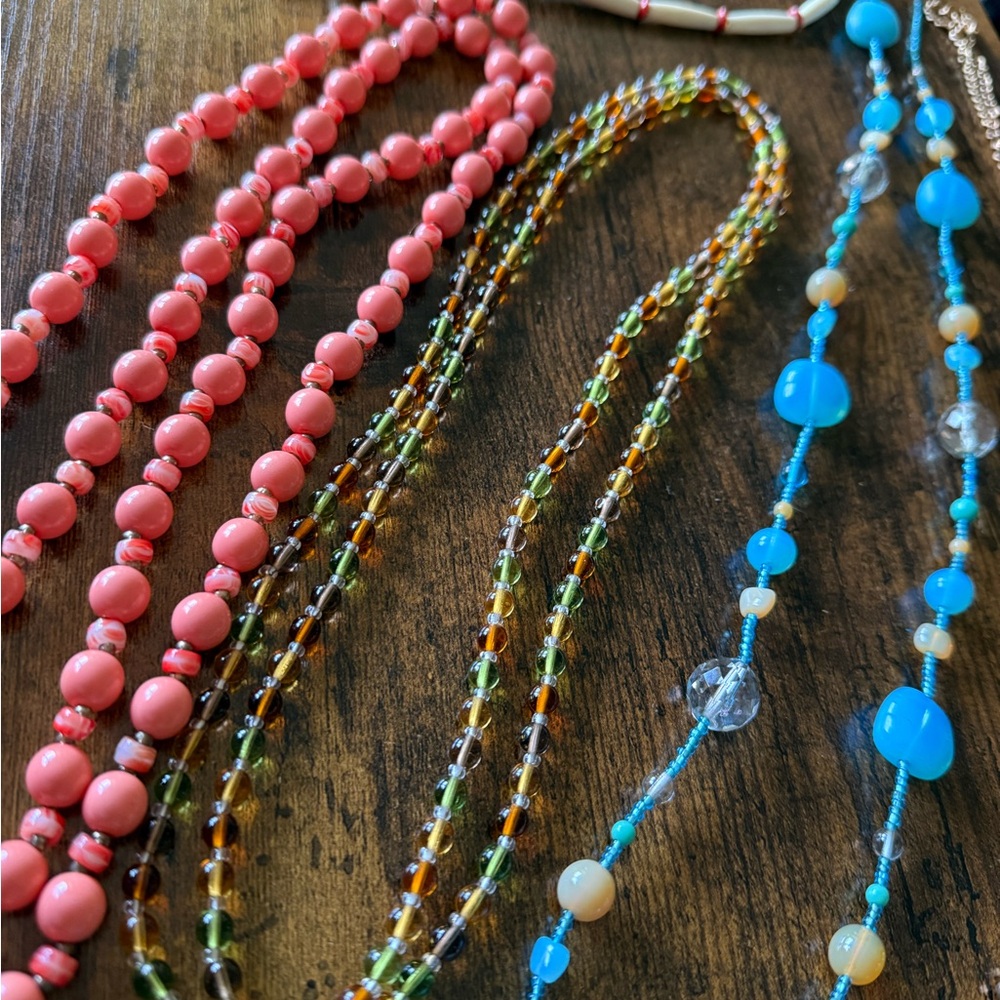 LOT of vintage jewelry. - Picture 4 of 15